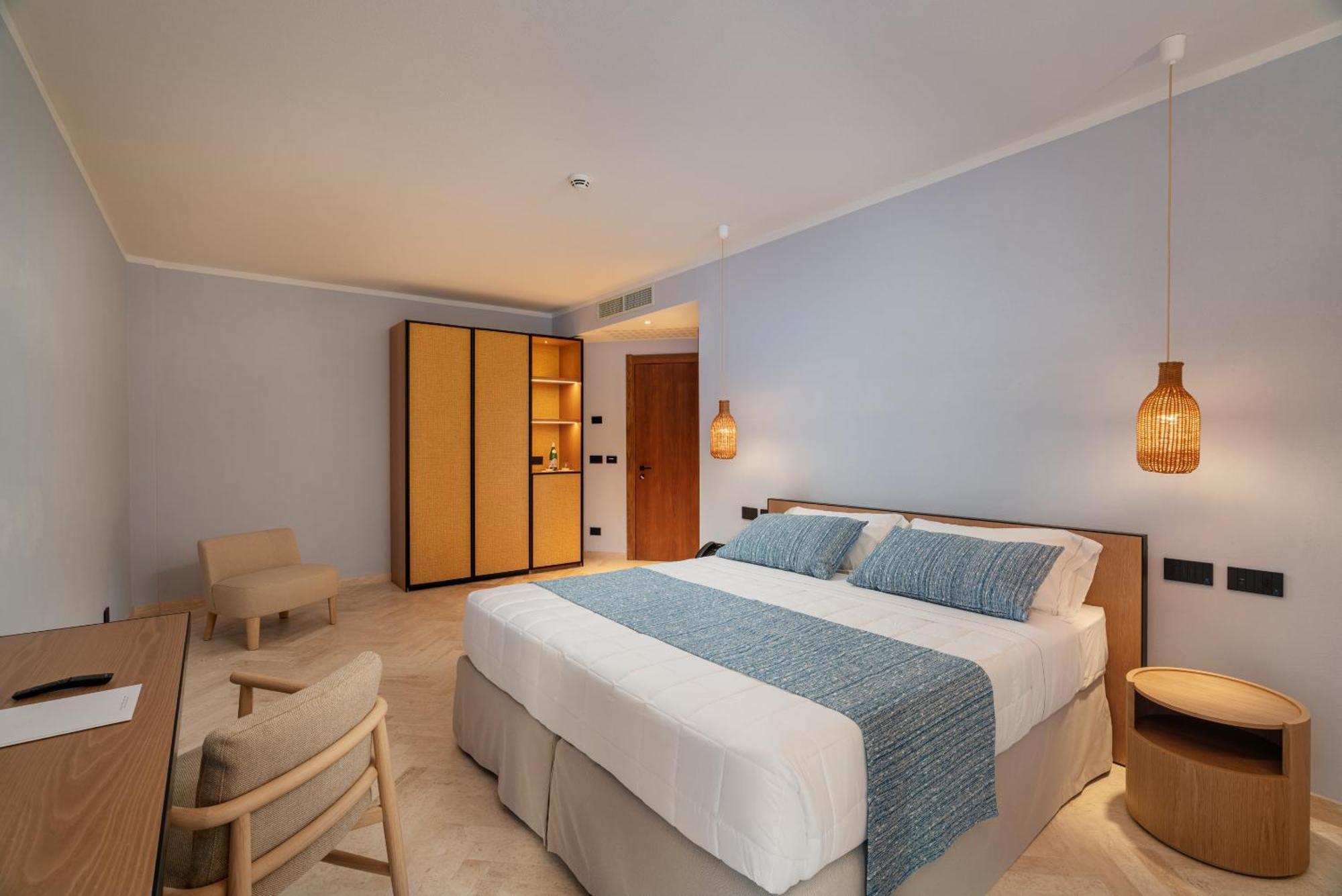 Hotel Sestante Porto Rotondo Exterior foto